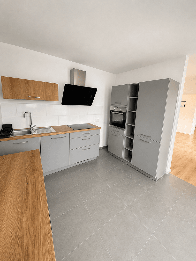Pronájem bytu 2+1 69 m², Westliche Stadtmauerstraße 64, Erlangen, Bavorsko Pronájem bytu 2+1 69 m², Westliche Stadtmauerstraße 64, Erlangen, Bavorsko