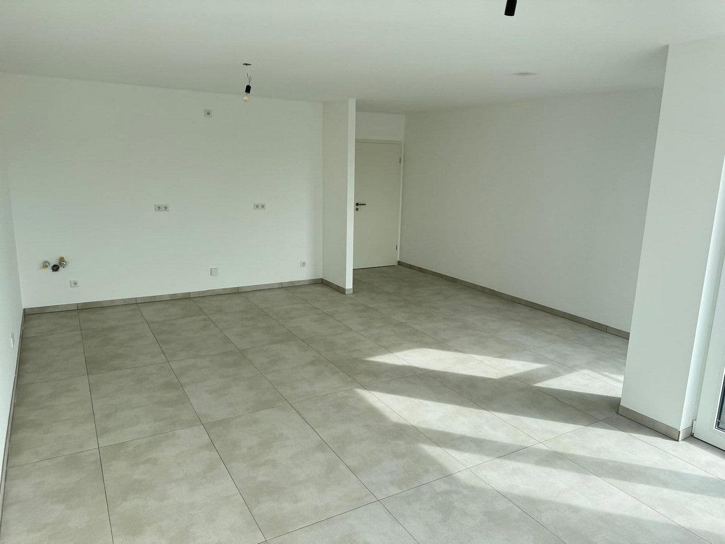 Pronájem bytu 4+1 104 m², Berliner Str. 911, Köln, Severní Porýní-Vestfálsko Pronájem bytu 4+1 104 m², Berliner Str. 911, Köln, Severní Porýní-Vestfálsko