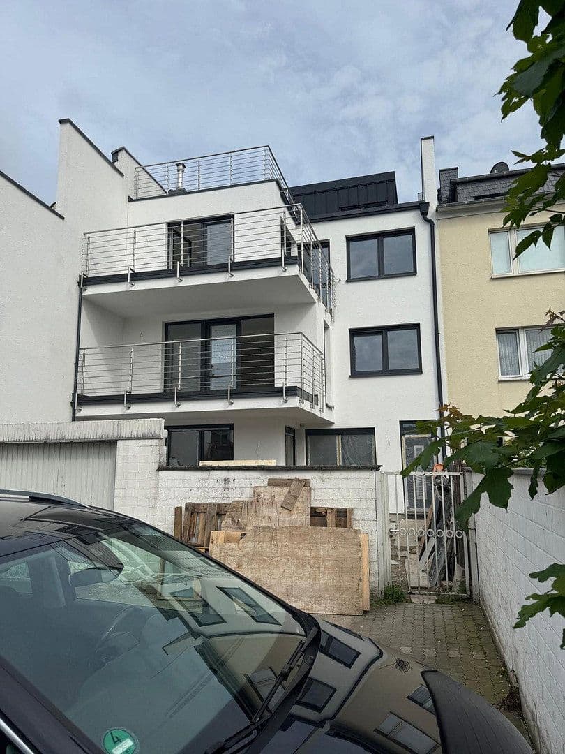 Pronájem bytu 4+1 104 m², Berliner Str. 911, Köln, Severní Porýní-Vestfálsko Pronájem bytu 4+1 104 m², Berliner Str. 911, Köln, Severní Porýní-Vestfálsko