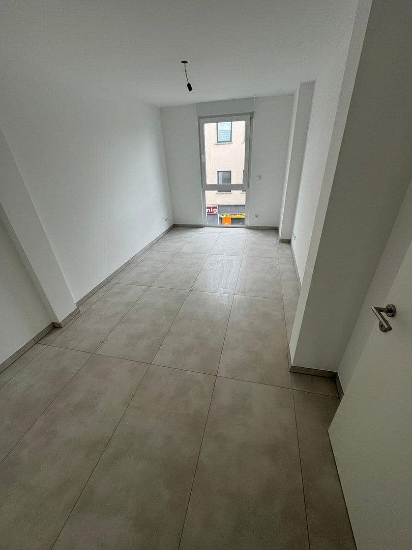 Pronájem bytu 4+1 104 m², Berliner Str. 911, Köln, Severní Porýní-Vestfálsko Pronájem bytu 4+1 104 m², Berliner Str. 911, Köln, Severní Porýní-Vestfálsko
