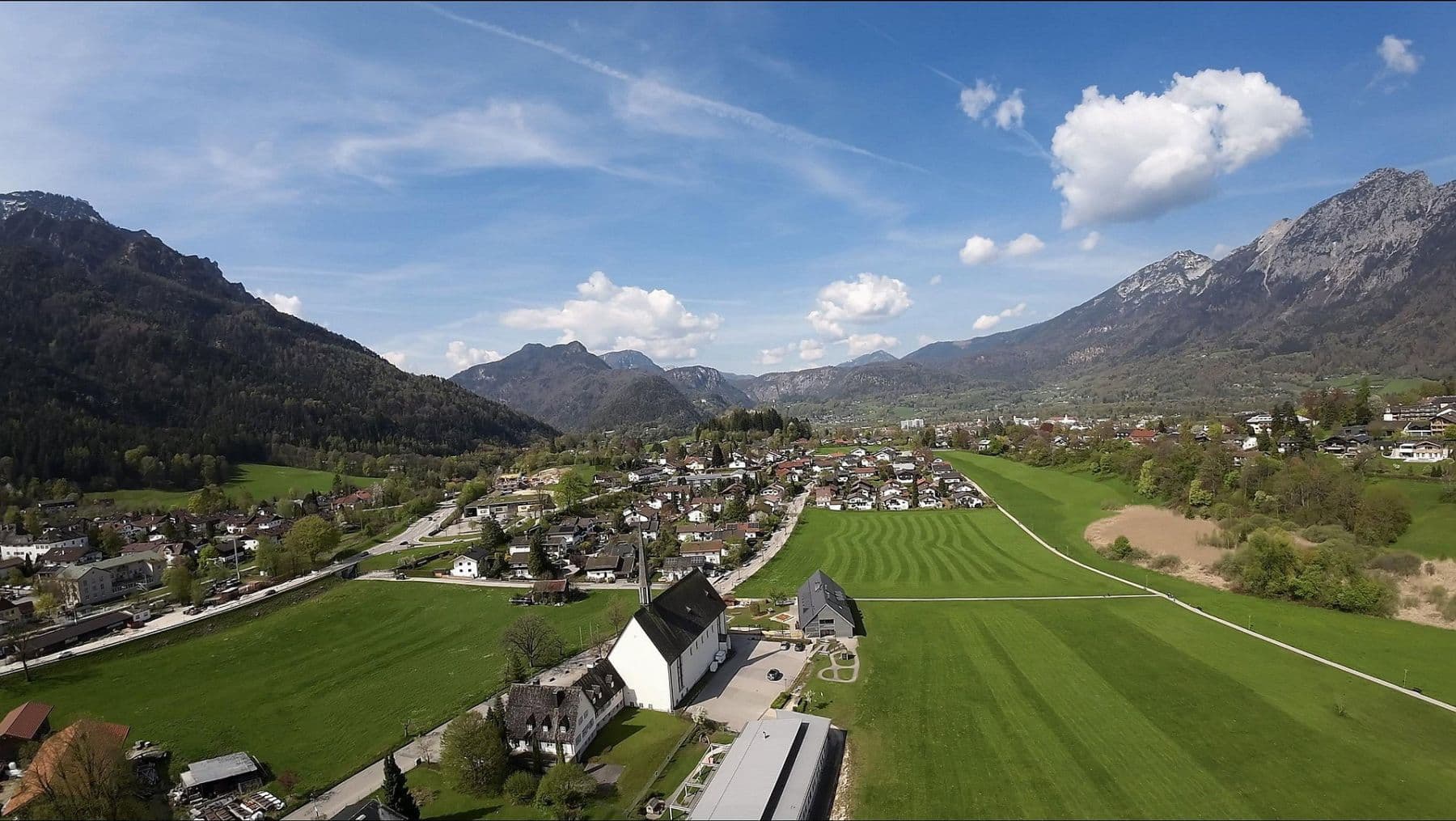 Prodej domu 125 m², pozemek 500 m², Bayerisch Gmain, Bavorsko Prodej domu 125 m², pozemek 500 m², Bayerisch Gmain, Bavorsko