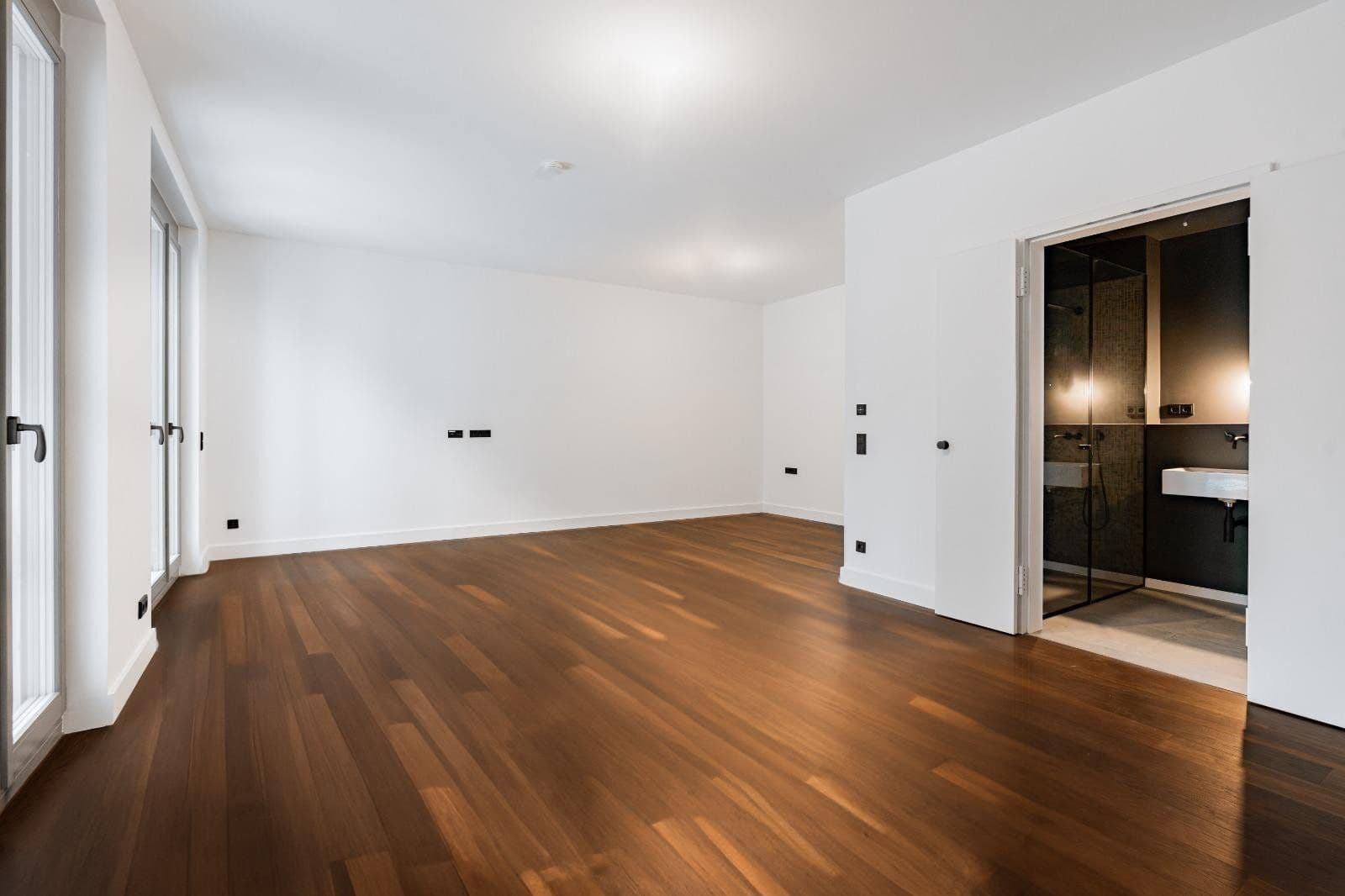 Prodej bytu 1+1 51 m², Taubenstraße 52, Berlin, Berlín Prodej bytu 1+1 51 m², Taubenstraße 52, Berlin, Berlín