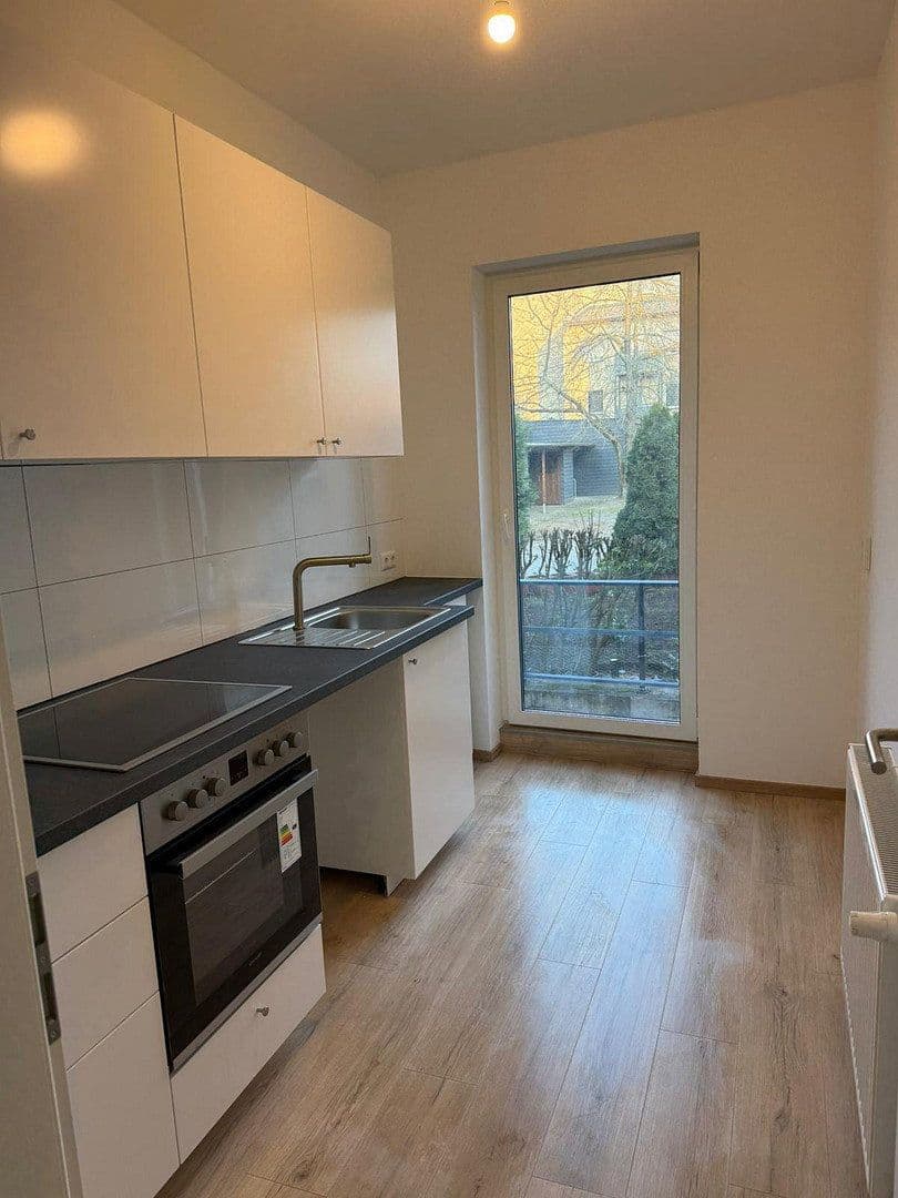 Pronájem bytu 4+1 82 m², Köpenicker Straße 32, Berlin, Berlín Pronájem bytu 4+1 82 m², Köpenicker Straße 32, Berlin, Berlín