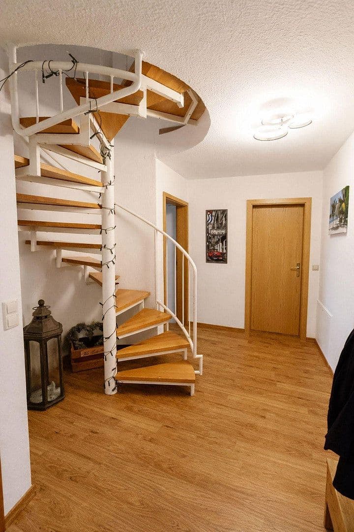 Prodej bytu 4+kk 106 m², Kolpingstraße 14, Dresden, Sasko Prodej bytu 4+kk 106 m², Kolpingstraße 14, Dresden, Sasko