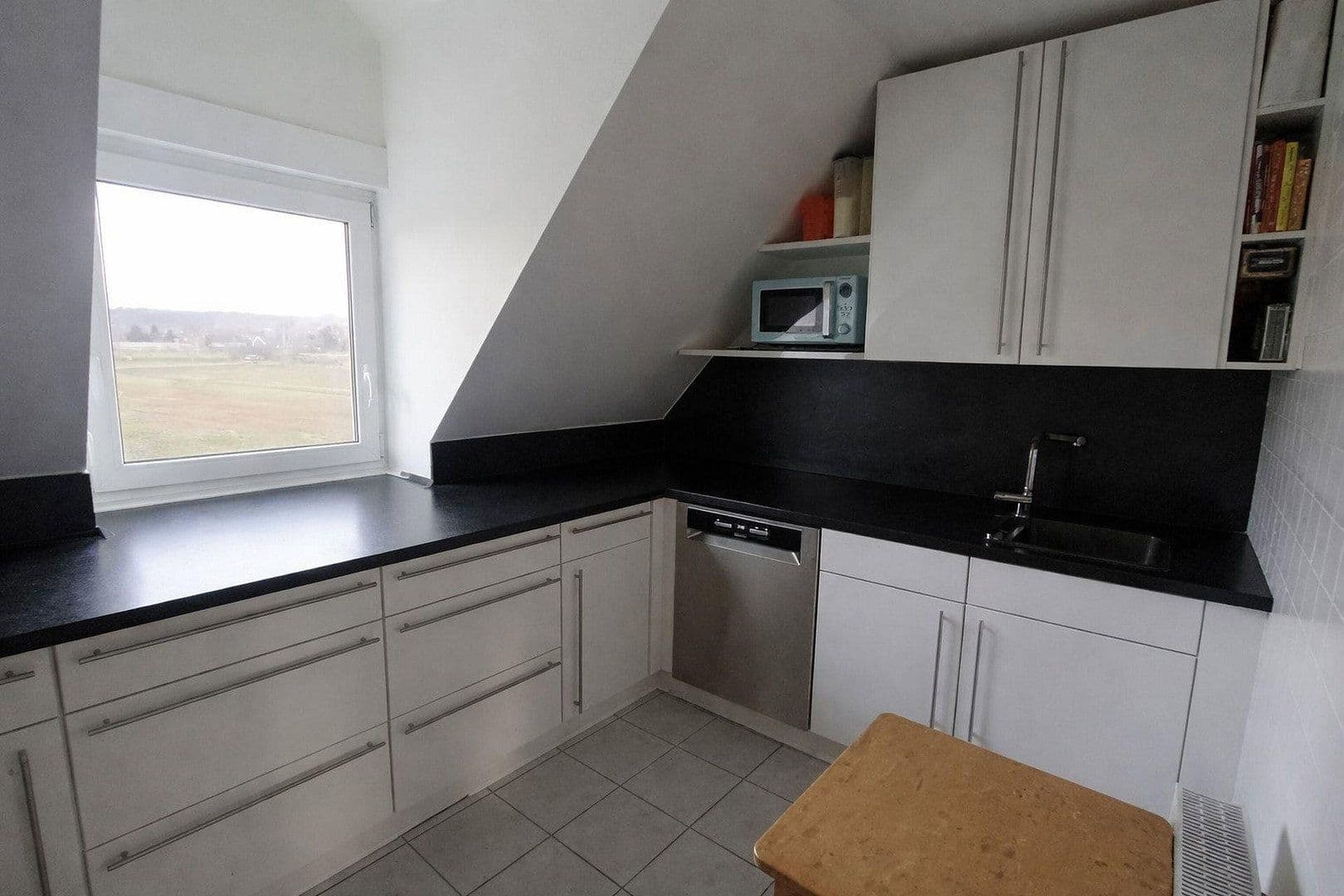 Prodej bytu 4+kk 106 m², Kolpingstraße 14, Dresden, Sasko Prodej bytu 4+kk 106 m², Kolpingstraße 14, Dresden, Sasko
