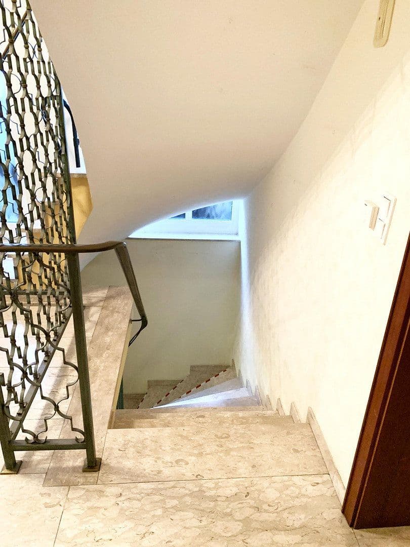 Prodej domu 152 m², pozemek 513 m², Köln, Severní Porýní-Vestfálsko Prodej domu 152 m², pozemek 513 m², Köln, Severní Porýní-Vestfálsko