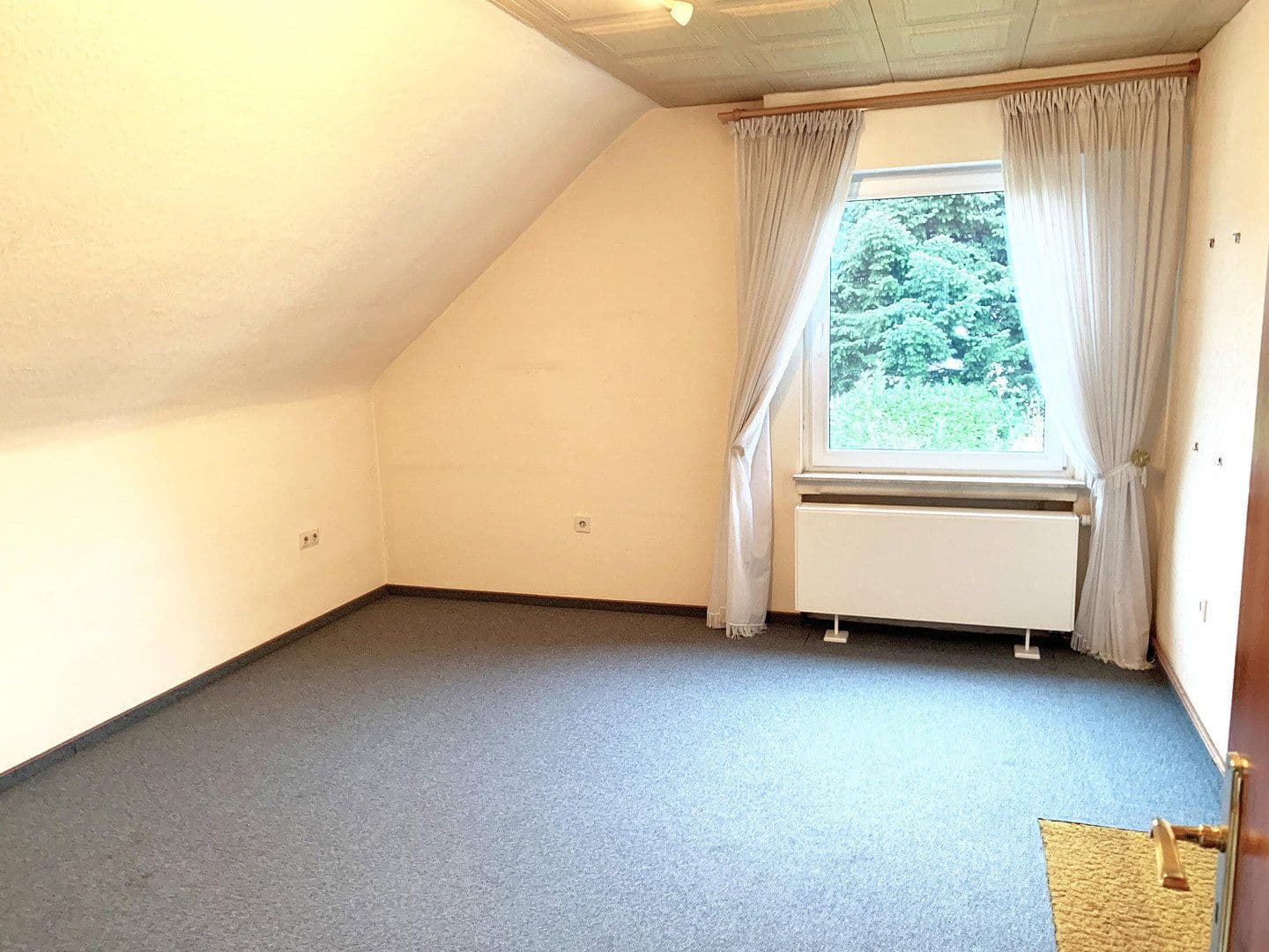 Prodej domu 152 m², pozemek 513 m², Köln, Severní Porýní-Vestfálsko Prodej domu 152 m², pozemek 513 m², Köln, Severní Porýní-Vestfálsko