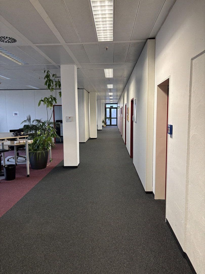 Pronájem kanceláře 510 m², Zitadellenweg 28a, , Berlin, Berlin, Berlín Pronájem kanceláře 510 m², Zitadellenweg 28a, , Berlin, Berlin, Berlín