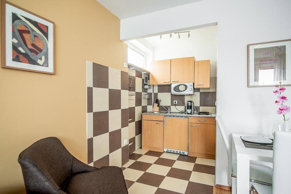 Pronájem bytu 1+1 30 m², Nürnberg, Bavorsko Pronájem bytu 1+1 30 m², Nürnberg, Bavorsko
