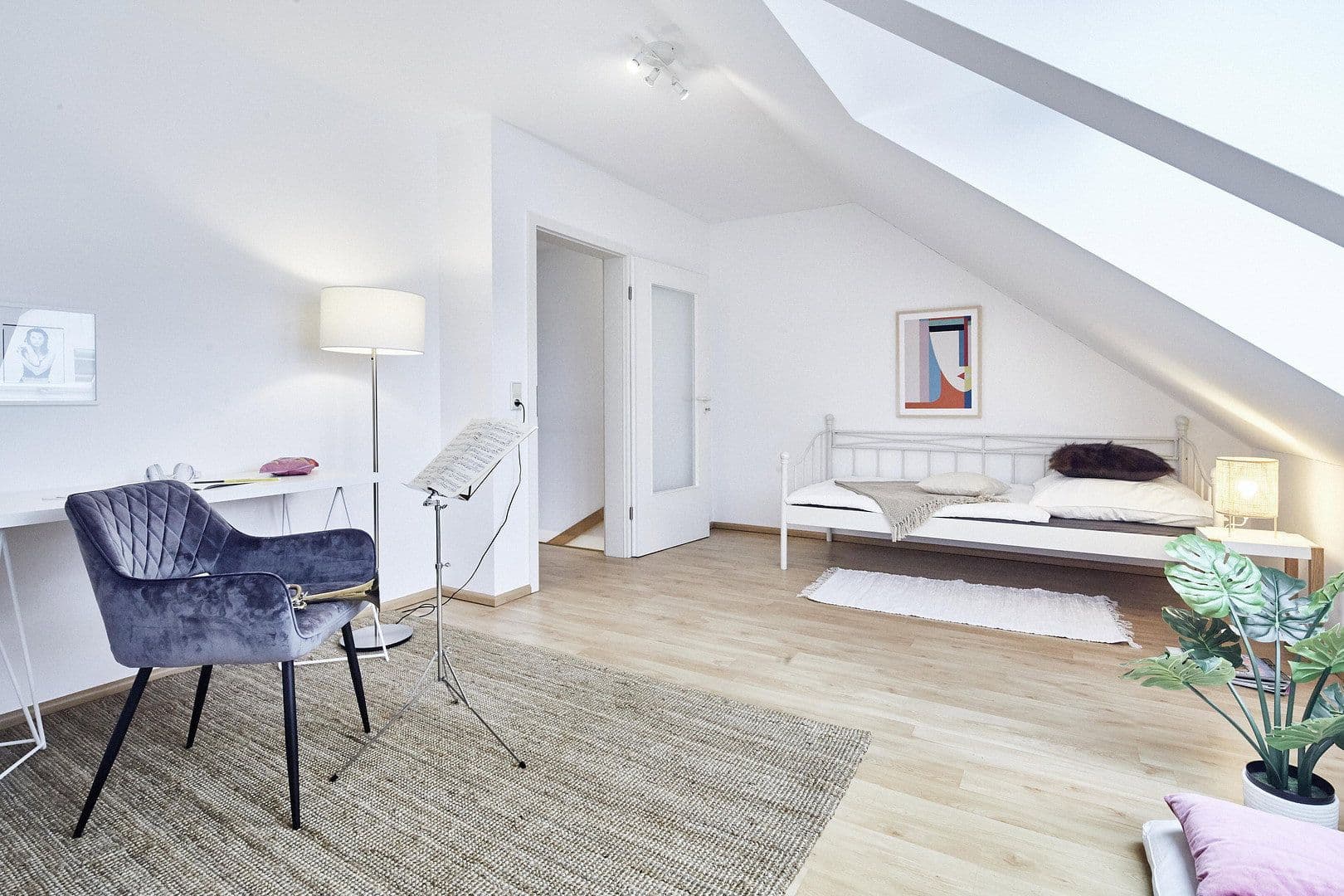Prodej domu 140 m², pozemek 180 m², Nürnberg, Bavorsko Prodej domu 140 m², pozemek 180 m², Nürnberg, Bavorsko