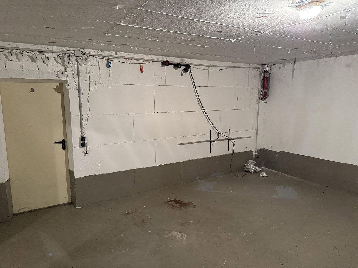 Pronájem nebytového prostoru 60 m², Bornheim, Severní Porýní-Vestfálsko Pronájem nebytového prostoru 60 m², Bornheim, Severní Porýní-Vestfálsko