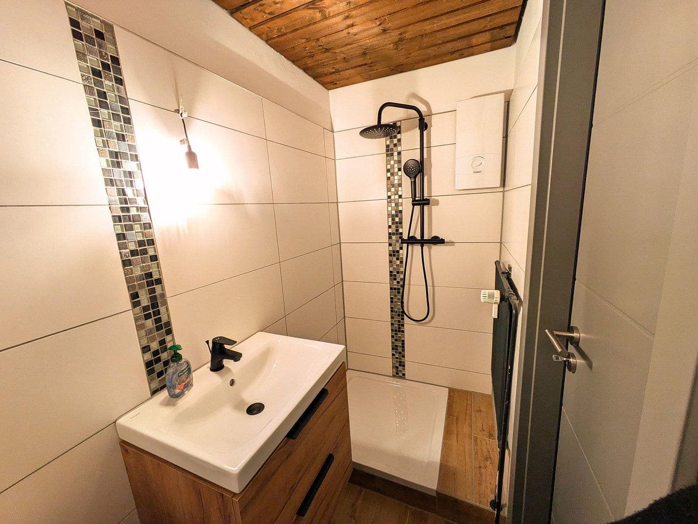Prodej bytu 1+1 25 m², Bleichenstrasse 49AI, Wunstorf, Dolní Sasko Prodej bytu 1+1 25 m², Bleichenstrasse 49AI, Wunstorf, Dolní Sasko