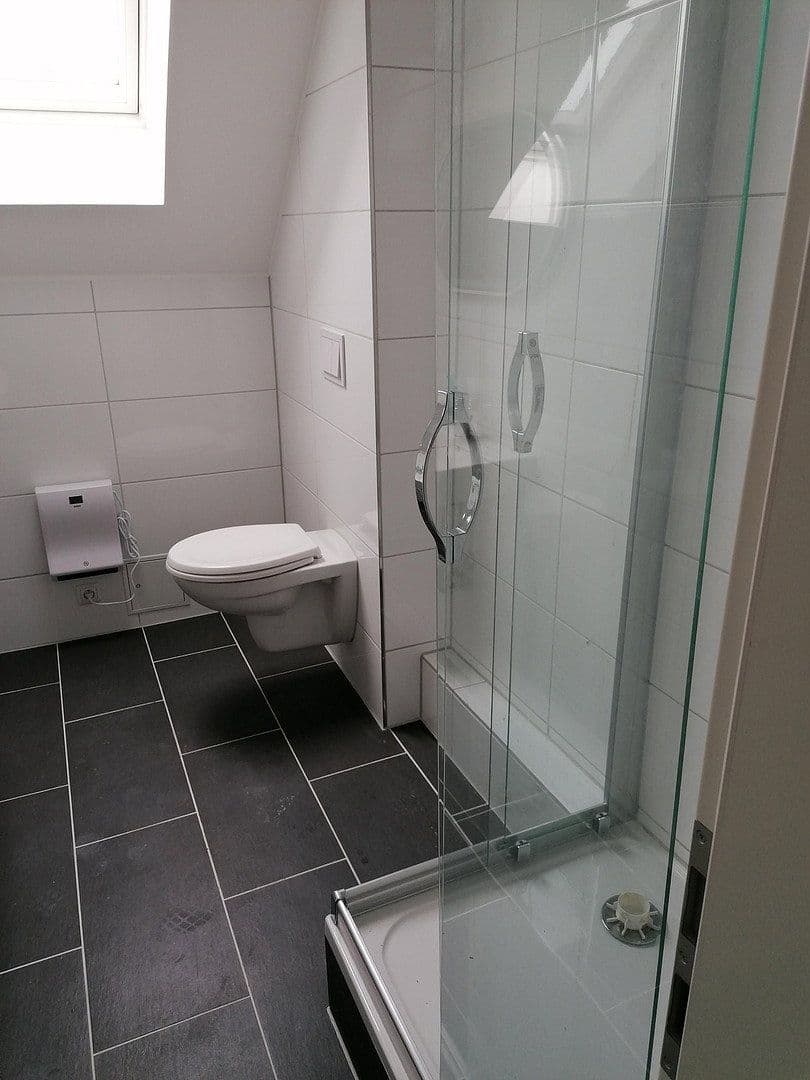 Pronájem bytu 5+1 105 m², Birkenbergstr., Leverkusen, Severní Porýní-Vestfálsko Pronájem bytu 5+1 105 m², Birkenbergstr., Leverkusen, Severní Porýní-Vestfálsko