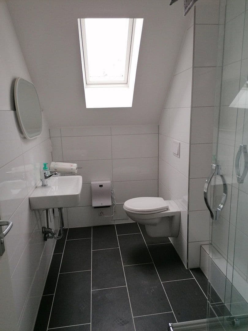 Pronájem bytu 5+1 105 m², Birkenbergstr., Leverkusen, Severní Porýní-Vestfálsko Pronájem bytu 5+1 105 m², Birkenbergstr., Leverkusen, Severní Porýní-Vestfálsko