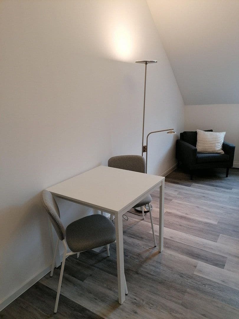 Pronájem bytu 5+1 105 m², Birkenbergstr., Leverkusen, Severní Porýní-Vestfálsko Pronájem bytu 5+1 105 m², Birkenbergstr., Leverkusen, Severní Porýní-Vestfálsko