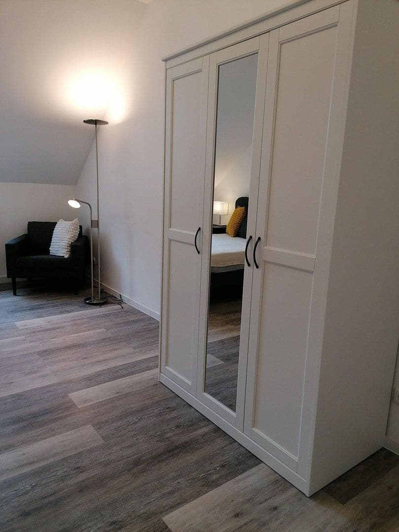Pronájem bytu 5+1 105 m², Birkenbergstr., Leverkusen, Severní Porýní-Vestfálsko Pronájem bytu 5+1 105 m², Birkenbergstr., Leverkusen, Severní Porýní-Vestfálsko