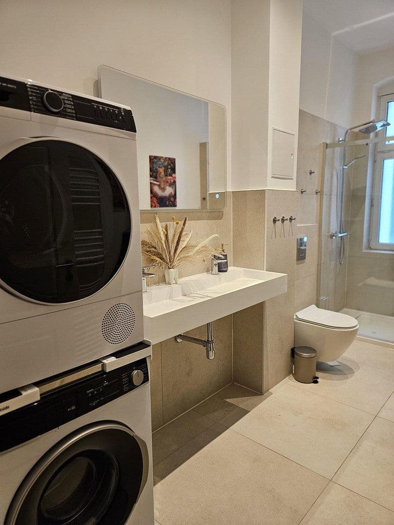 Pronájem bytu 1+1 24 m², Edisonstraße 45, Berlin, Berlín Pronájem bytu 1+1 24 m², Edisonstraße 45, Berlin, Berlín