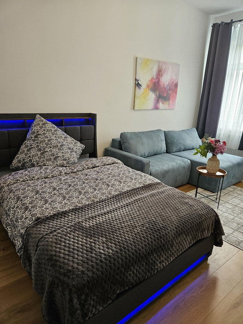 Pronájem bytu 1+1 24 m², Edisonstraße 45, Berlin, Berlín Pronájem bytu 1+1 24 m², Edisonstraße 45, Berlin, Berlín