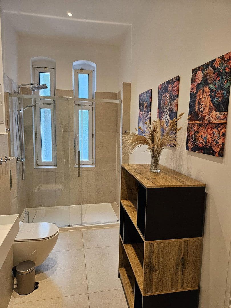 Pronájem bytu 1+1 24 m², Edisonstraße 45, Berlin, Berlín Pronájem bytu 1+1 24 m², Edisonstraße 45, Berlin, Berlín