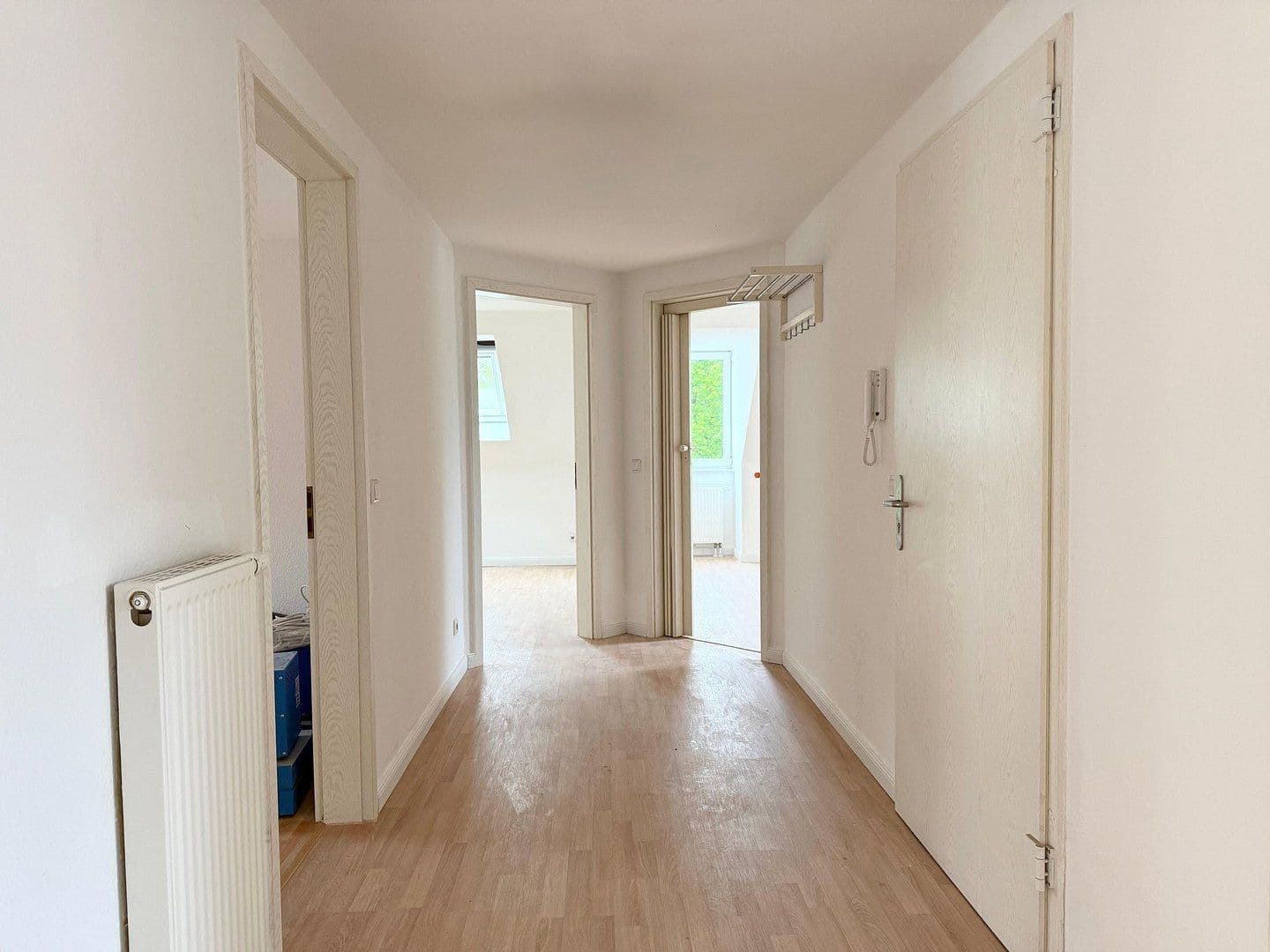 Pronájem bytu 4+1 91 m², Wernsdorfer Straße 7, Berlin Schmöckwitz, Berlín Pronájem bytu 4+1 91 m², Wernsdorfer Straße 7, Berlin Schmöckwitz, Berlín