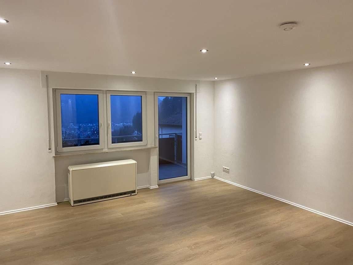 Pronájem bytu 1+1 47 m², Am Hochwald 3, Bad Liebenzell, Bádensko-Württembersko Pronájem bytu 1+1 47 m², Am Hochwald 3, Bad Liebenzell, Bádensko-Württembersko
