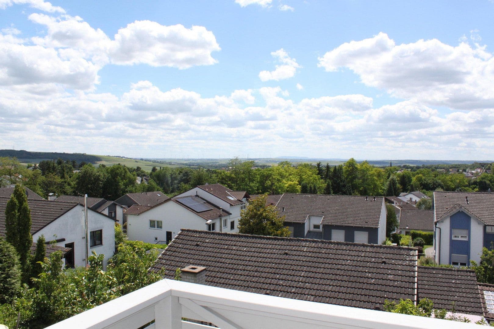 Prodej domu 204 m², pozemek 462 m², Lindenstrasse 2, Klein-Winternheim, Porýní-Falc Prodej domu 204 m², pozemek 462 m², Lindenstrasse 2, Klein-Winternheim, Porýní-Falc