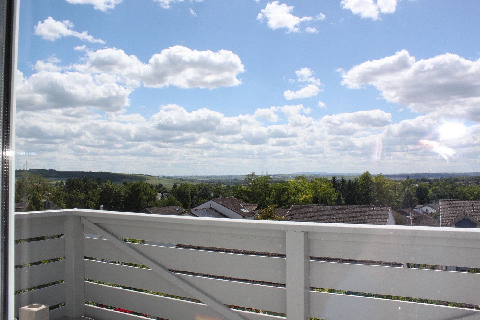 Prodej domu 204 m², pozemek 462 m², Lindenstrasse 2, Klein-Winternheim, Porýní-Falc Prodej domu 204 m², pozemek 462 m², Lindenstrasse 2, Klein-Winternheim, Porýní-Falc