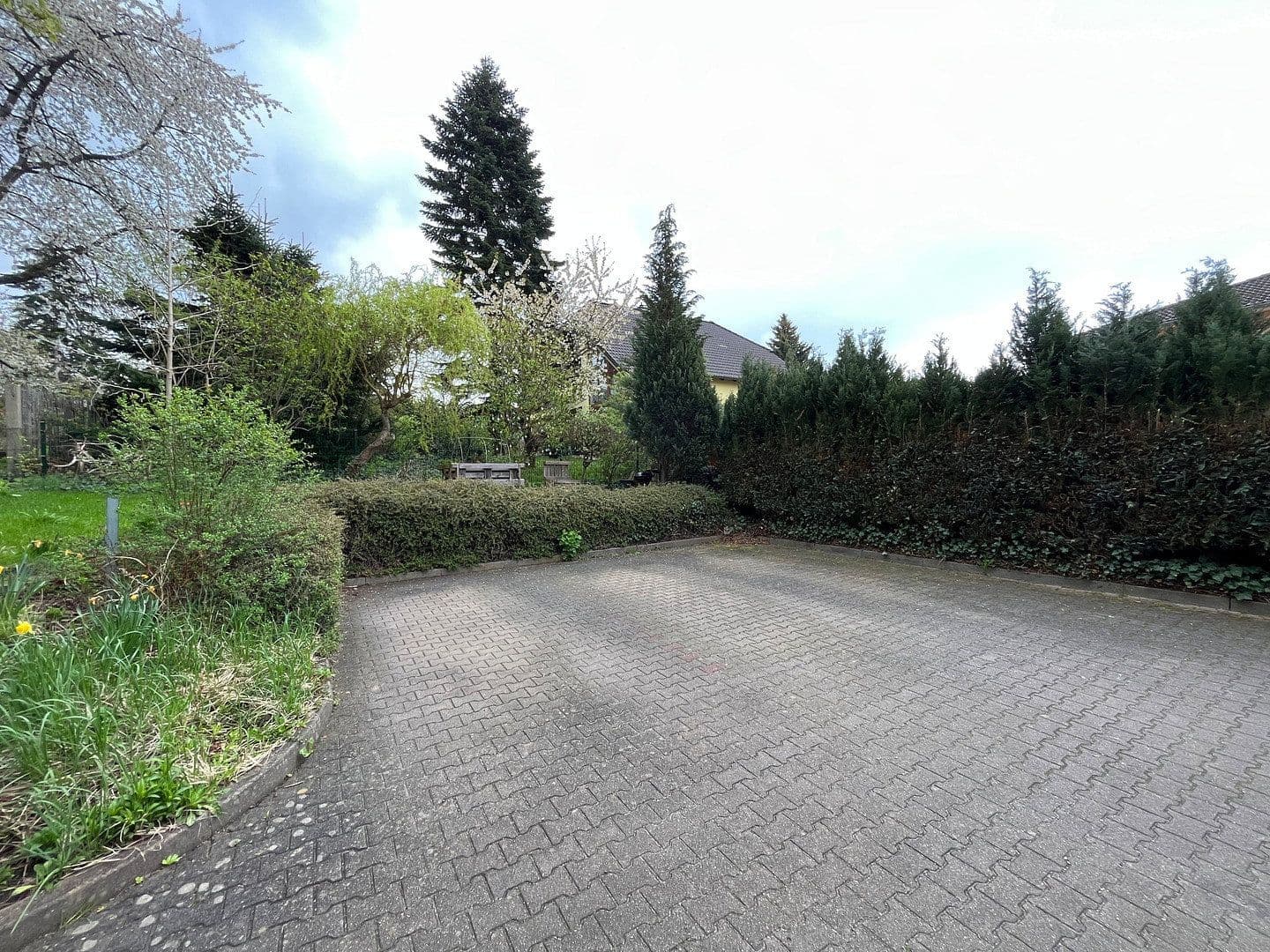 Pronájem bytu 5+1 124 m², Glösaer Straße 26, Chemnitz, Sasko Pronájem bytu 5+1 124 m², Glösaer Straße 26, Chemnitz, Sasko