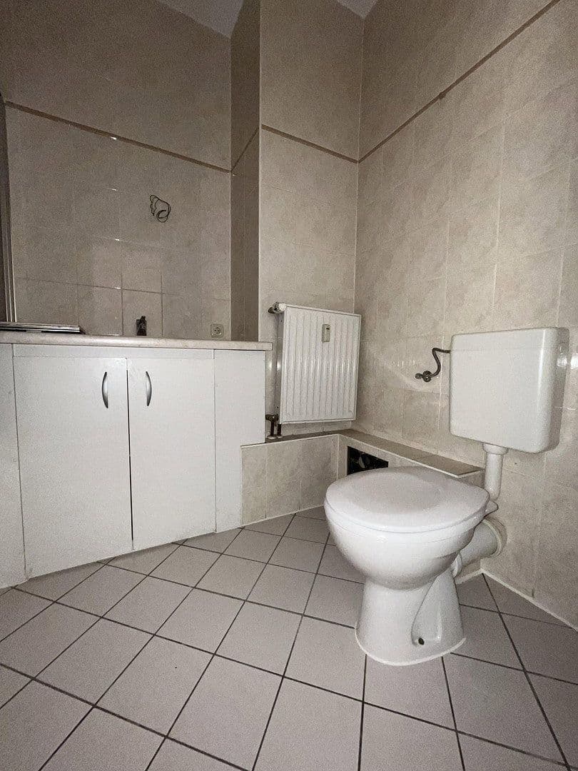 Pronájem bytu 5+1 124 m², Glösaer Straße 26, Chemnitz, Sasko Pronájem bytu 5+1 124 m², Glösaer Straße 26, Chemnitz, Sasko