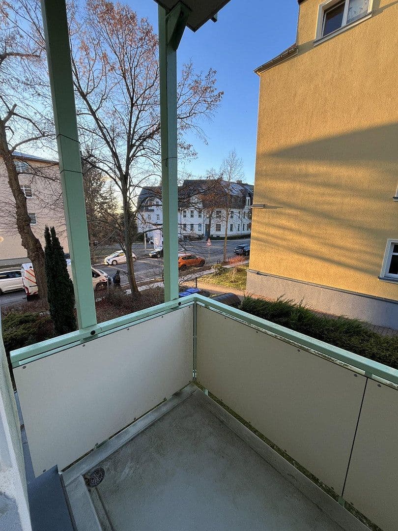 Pronájem bytu 5+1 124 m², Glösaer Straße 26, Chemnitz, Sasko Pronájem bytu 5+1 124 m², Glösaer Straße 26, Chemnitz, Sasko