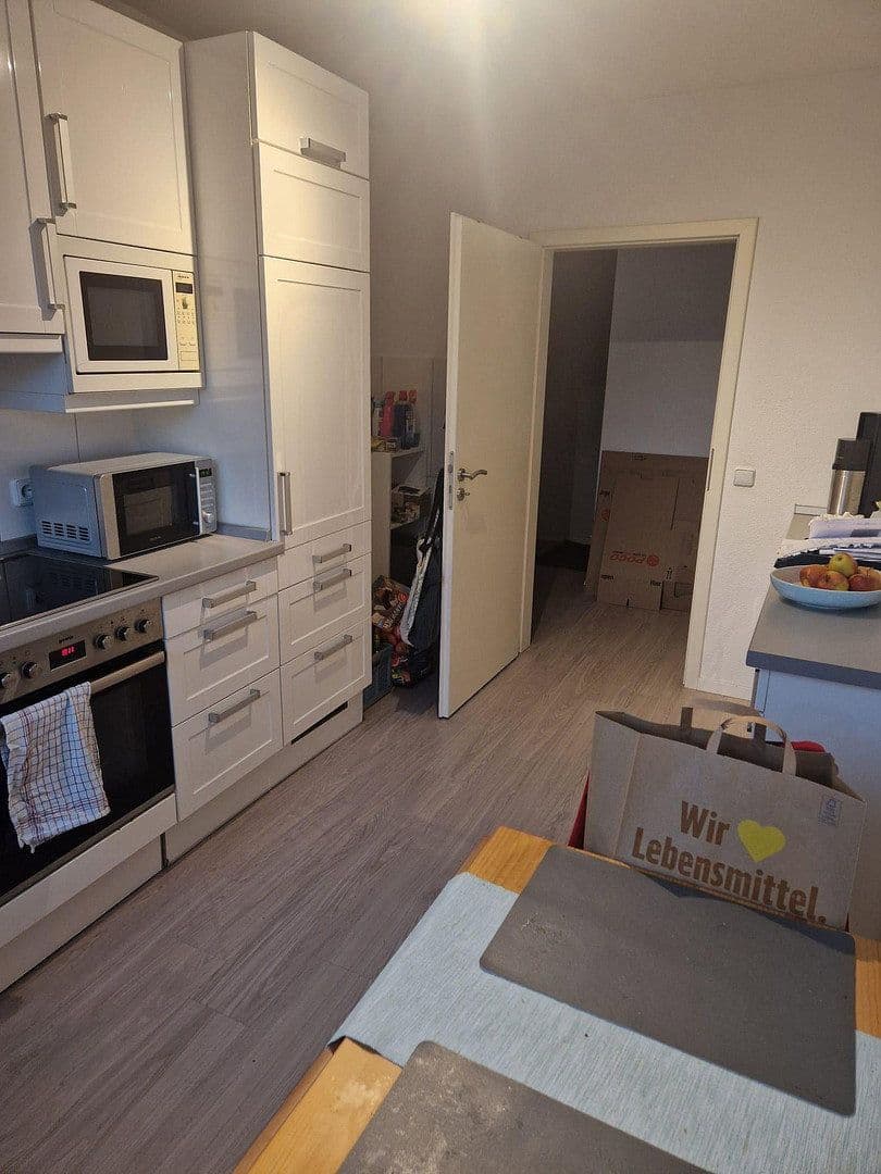 Pronájem bytu 2+1 55 m², Liebigstr 15a, Mülheim a.d. Ruhr, Severní Porýní-Vestfálsko Pronájem bytu 2+1 55 m², Liebigstr 15a, Mülheim a.d. Ruhr, Severní Porýní-Vestfálsko