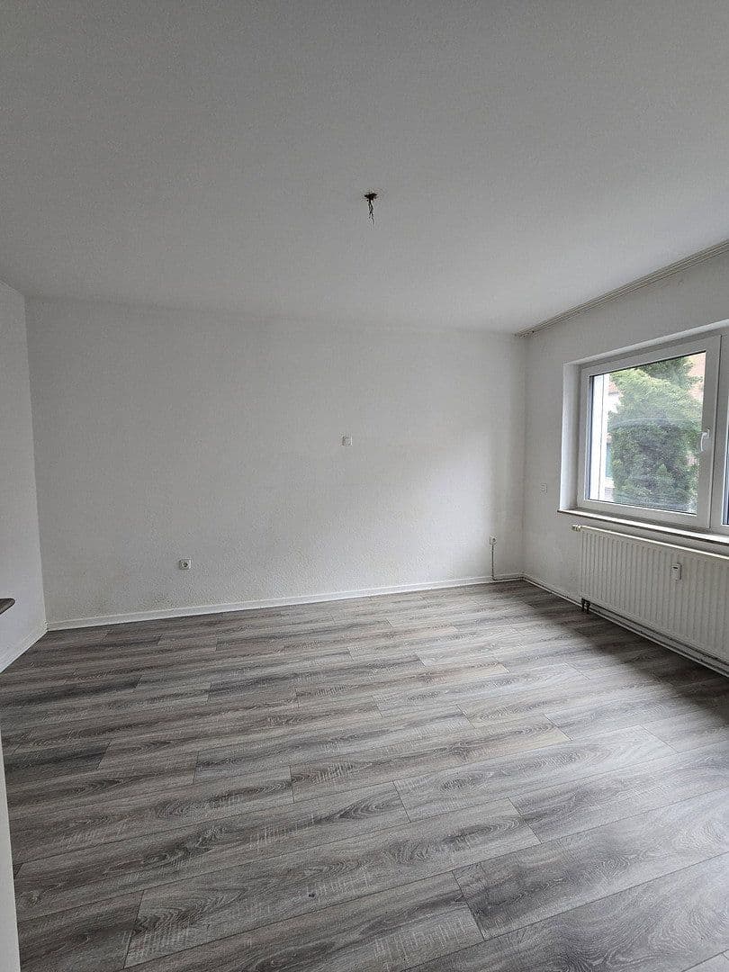 Pronájem bytu 2+1 55 m², Merzenicher Strasse 11, Düren, Severní Porýní-Vestfálsko Pronájem bytu 2+1 55 m², Merzenicher Strasse 11, Düren, Severní Porýní-Vestfálsko