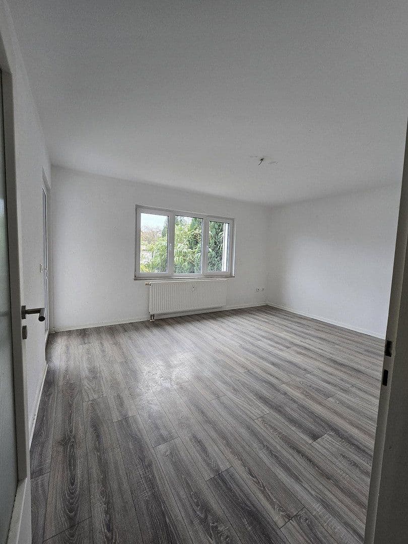 Pronájem bytu 2+1 55 m², Merzenicher Strasse 11, Düren, Severní Porýní-Vestfálsko Pronájem bytu 2+1 55 m², Merzenicher Strasse 11, Düren, Severní Porýní-Vestfálsko