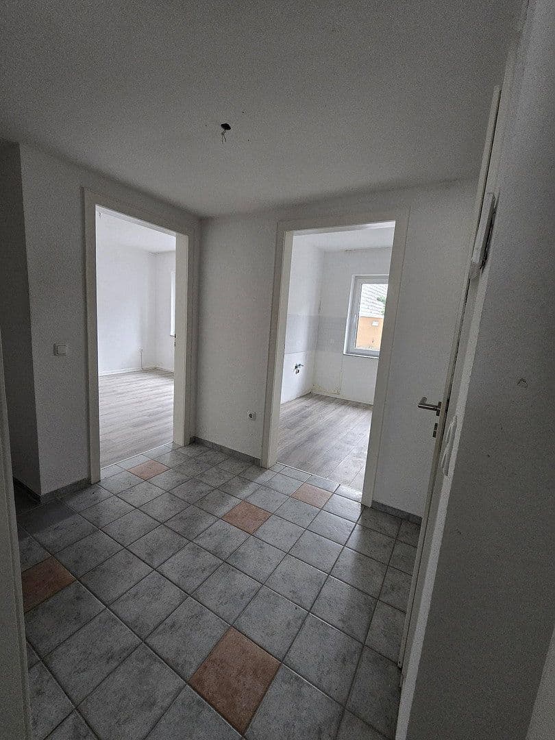 Pronájem bytu 2+1 55 m², Merzenicher Strasse 11, Düren, Severní Porýní-Vestfálsko Pronájem bytu 2+1 55 m², Merzenicher Strasse 11, Düren, Severní Porýní-Vestfálsko