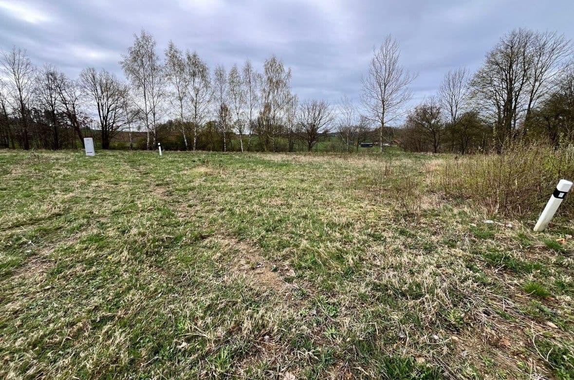 Prodej pozemku 1.052 m², Pelhřimov, Kraj Vysočina Prodej pozemku 1.052 m², Pelhřimov, Kraj Vysočina