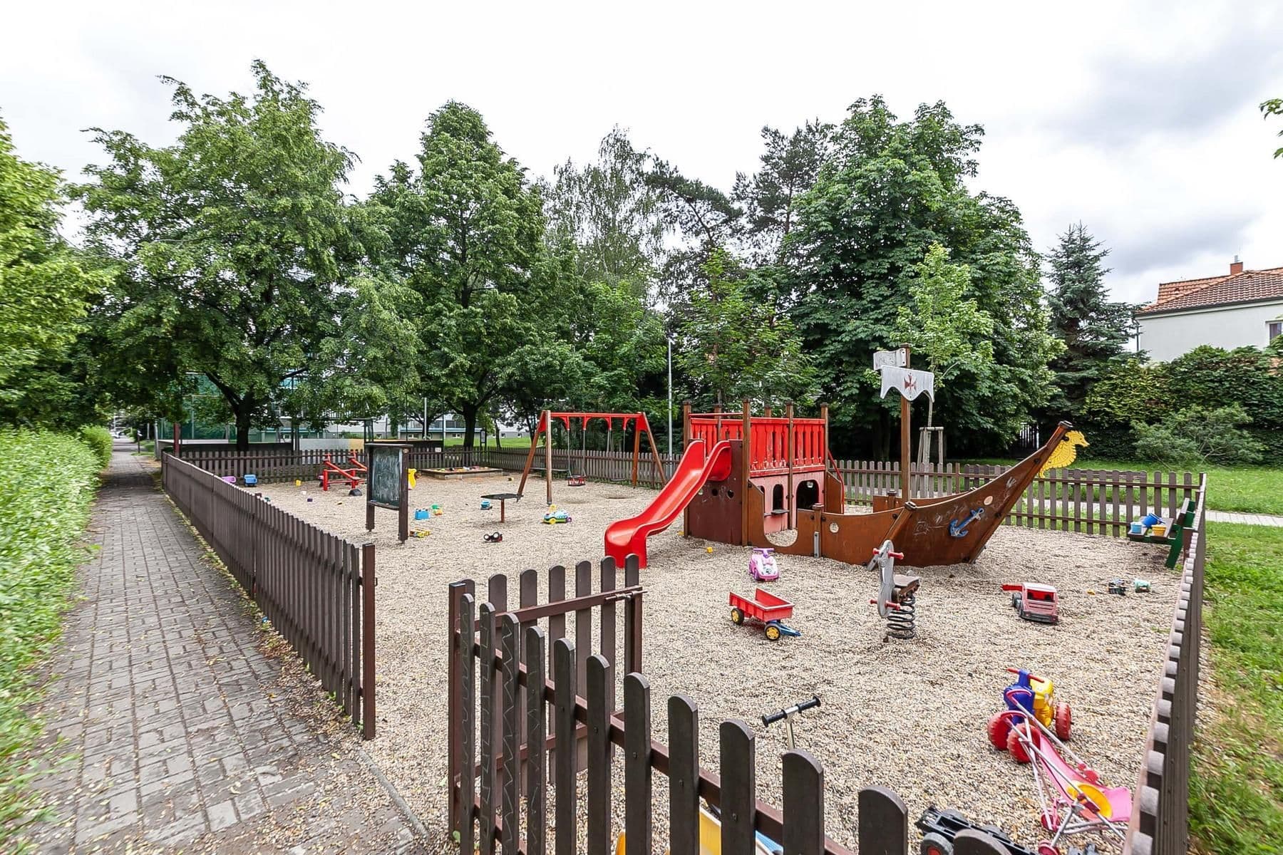 Prodej bytu 3+1 69 m², Okořská, Praha, Praha Prodej bytu 3+1 69 m², Okořská, Praha, Praha