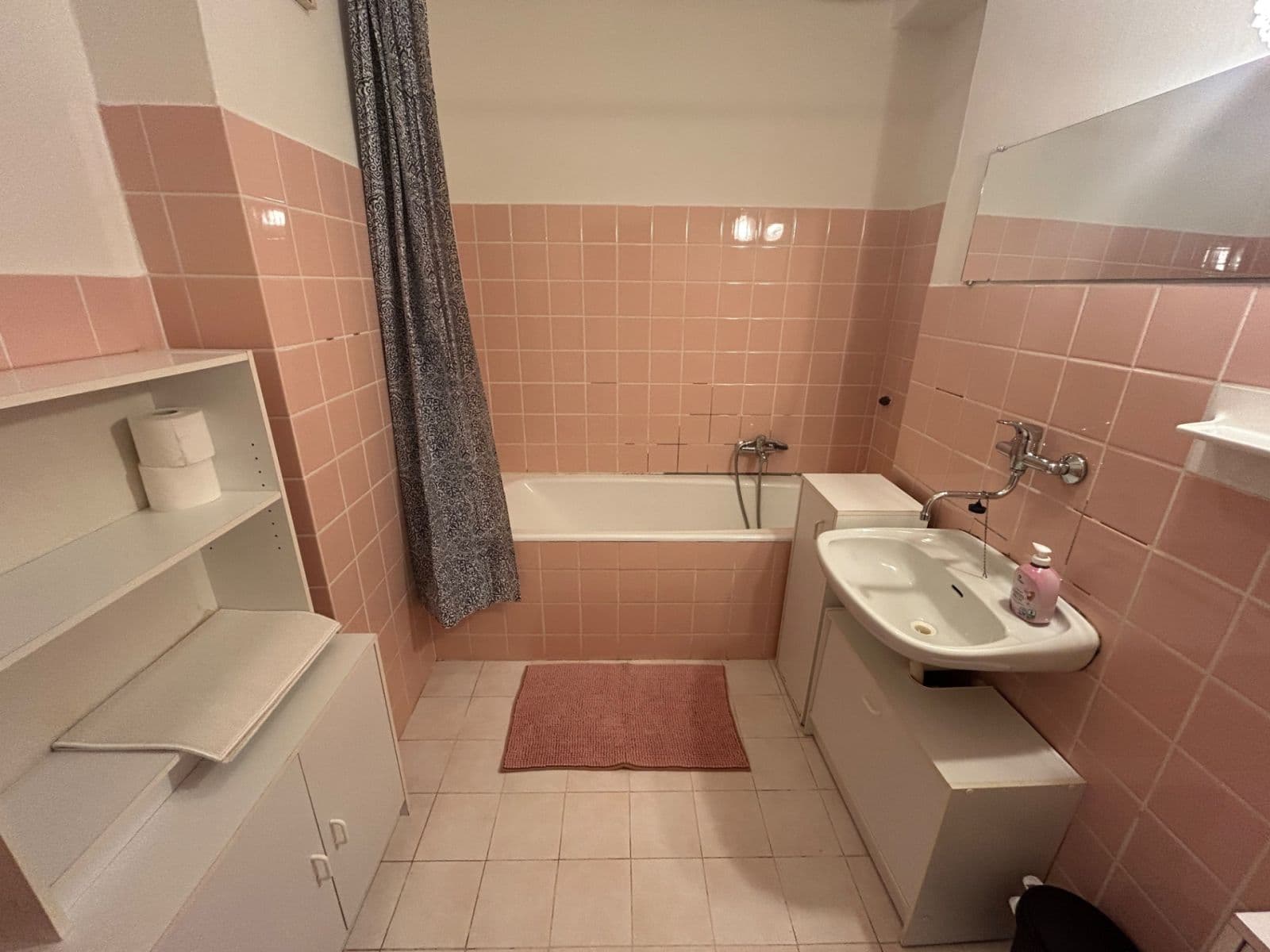 Pronájem bytu 5+1 150 m², Na Okraji, Praha, Praha Pronájem bytu 5+1 150 m², Na Okraji, Praha, Praha