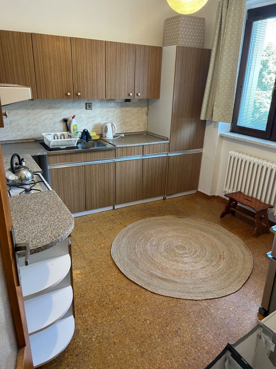 Pronájem bytu 5+1 150 m², Na Okraji, Praha, Praha Pronájem bytu 5+1 150 m², Na Okraji, Praha, Praha