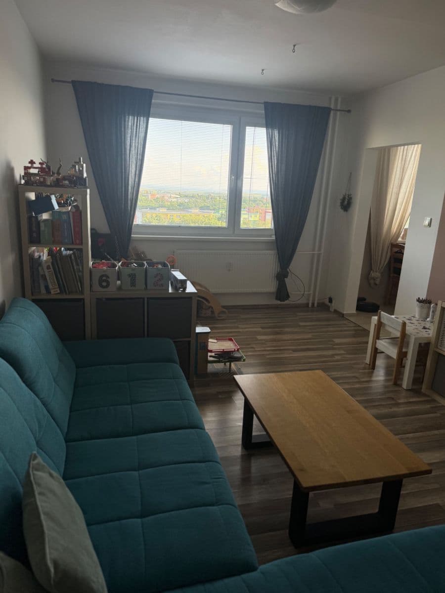 Pronájem bytu 2+1 60 m², Kamenný vrch, Chomutov, Ústecký kraj Pronájem bytu 2+1 60 m², Kamenný vrch, Chomutov, Ústecký kraj
