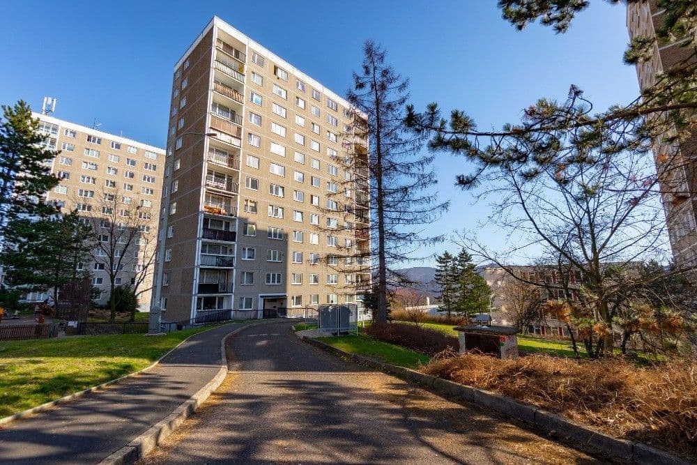 Pronájem bytu 1+1 34 m², Šrámkova, Ústí nad Labem, Ústecký kraj Pronájem bytu 1+1 34 m², Šrámkova, Ústí nad Labem, Ústecký kraj