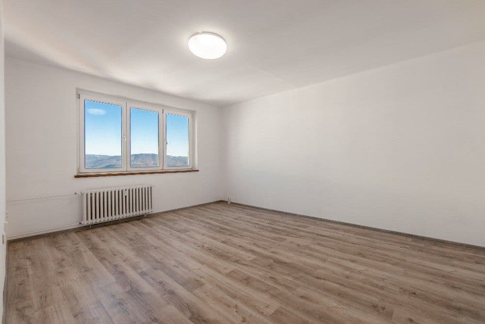 Pronájem bytu 1+1 34 m², Šrámkova, Ústí nad Labem, Ústecký kraj Pronájem bytu 1+1 34 m², Šrámkova, Ústí nad Labem, Ústecký kraj