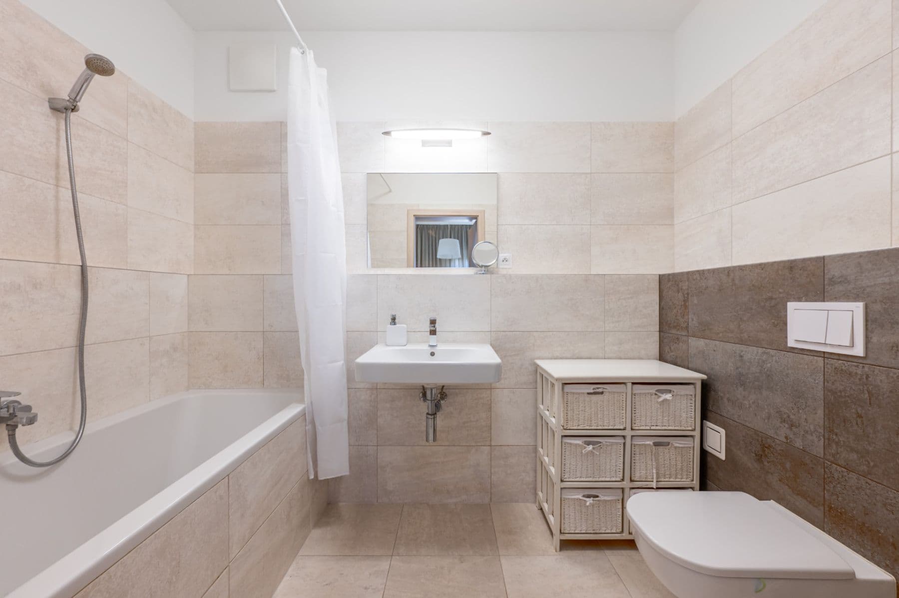 Pronájem bytu 2+kk 58 m², U Mlýnského kanálu, Praha, Praha Pronájem bytu 2+kk 58 m², U Mlýnského kanálu, Praha, Praha