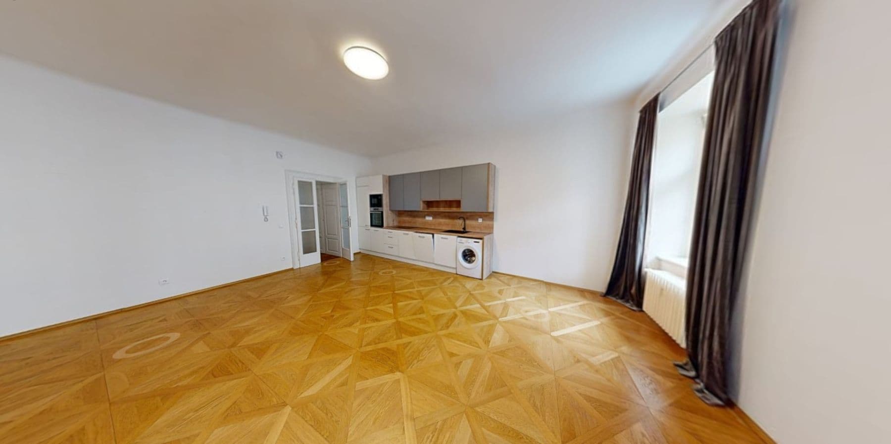 Pronájem bytu 2+kk 77 m², Národní, Praha, Praha Pronájem bytu 2+kk 77 m², Národní, Praha, Praha