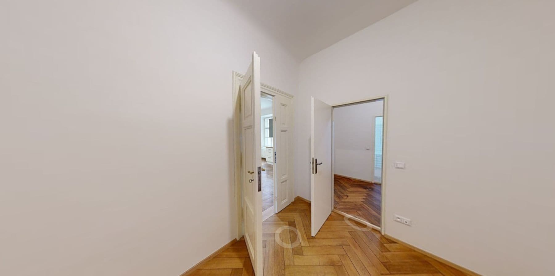 Pronájem bytu 2+kk 122 m², Národní, Praha, Praha Pronájem bytu 2+kk 122 m², Národní, Praha, Praha