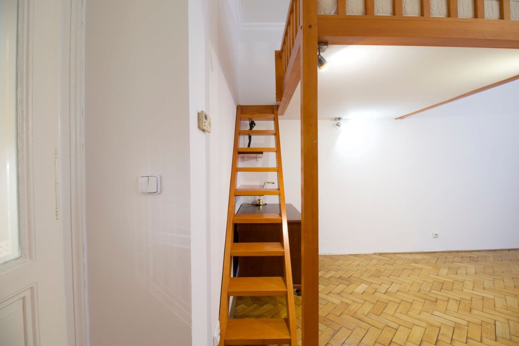 Pronájem bytu 2+1 50 m², Slavíkova, Praha, Praha Pronájem bytu 2+1 50 m², Slavíkova, Praha, Praha