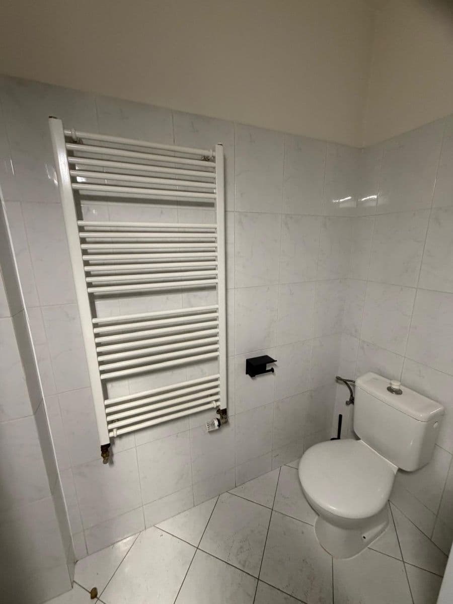 Pronájem bytu 1+kk 34 m², Sokolská, Praha, Praha Pronájem bytu 1+kk 34 m², Sokolská, Praha, Praha