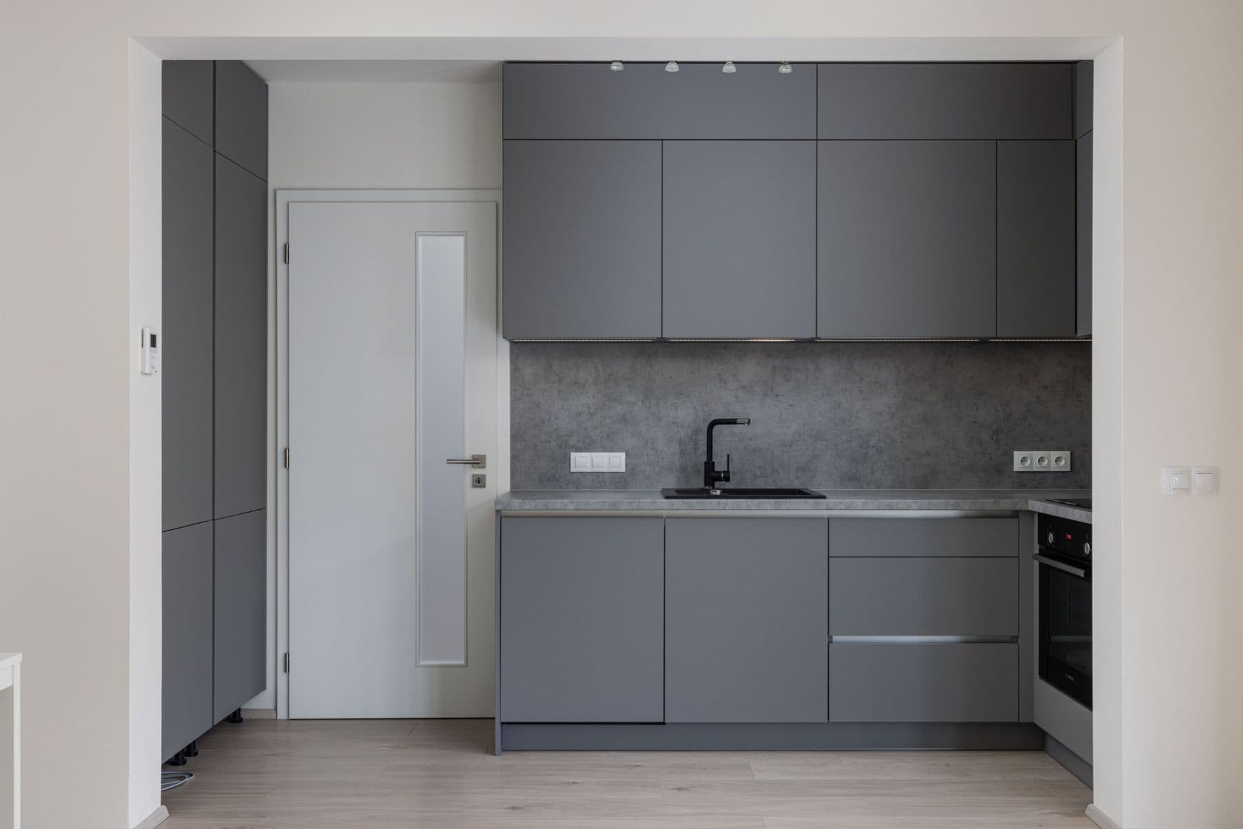 Pronájem bytu 1+kk 37 m², Hartigova, Praha, Praha Pronájem bytu 1+kk 37 m², Hartigova, Praha, Praha