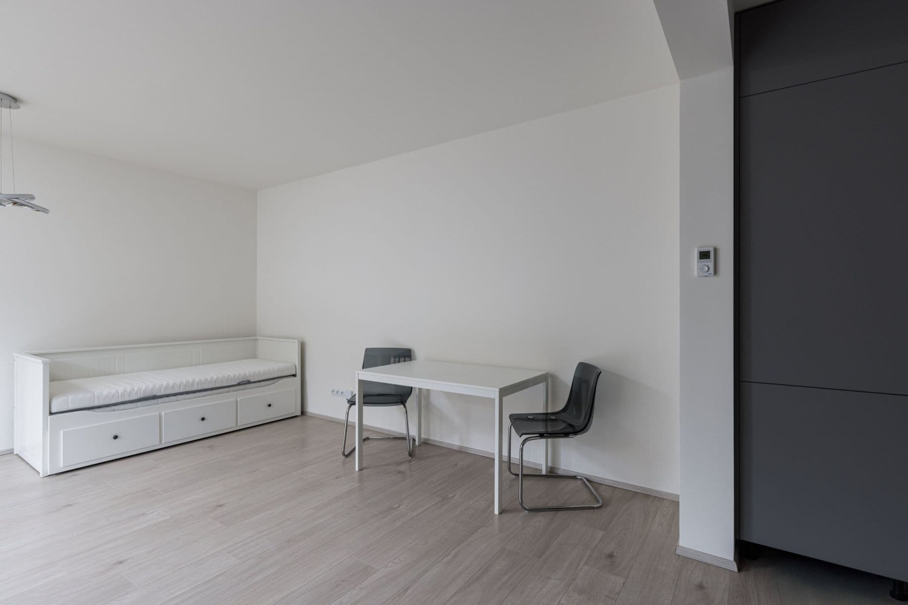 Pronájem bytu 1+kk 37 m², Hartigova, Praha, Praha Pronájem bytu 1+kk 37 m², Hartigova, Praha, Praha