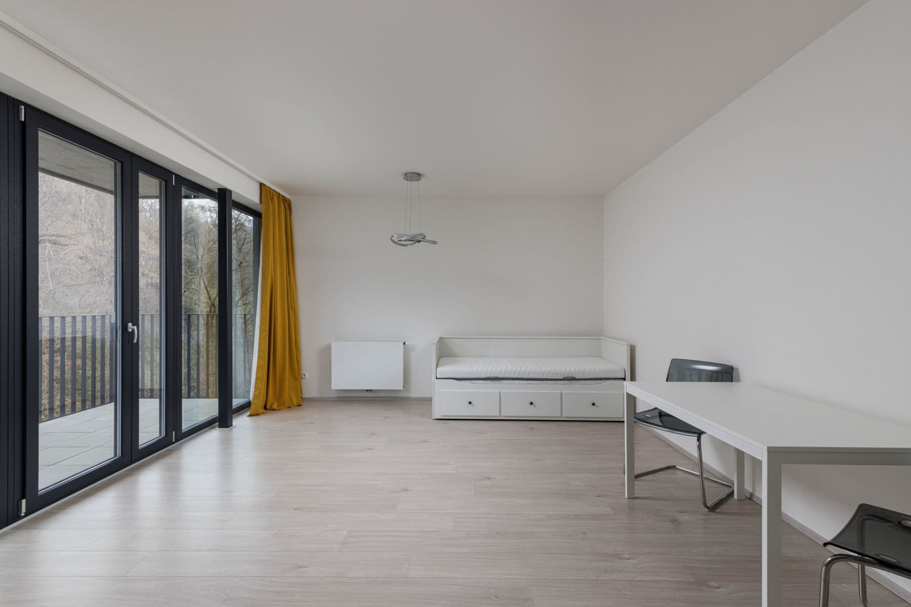 Pronájem bytu 1+kk 37 m², Hartigova, Praha, Praha Pronájem bytu 1+kk 37 m², Hartigova, Praha, Praha