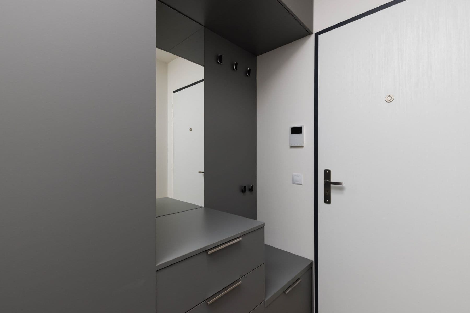 Pronájem bytu 1+kk 37 m², Hartigova, Praha, Praha Pronájem bytu 1+kk 37 m², Hartigova, Praha, Praha